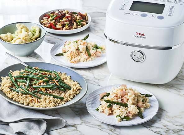 Nutricook T-fal avec des plats sains autour