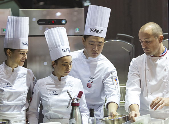 Sirha Lyon 2021 chefs en train de cuisiner