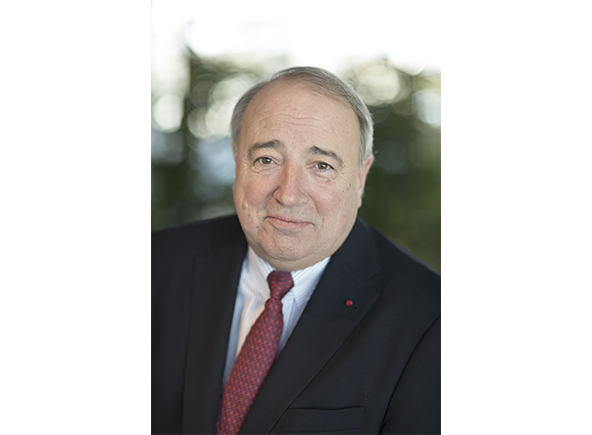 photo portrait de Thierry de La Tour d'Artaise, Chairman and CEO of Groupe SEB