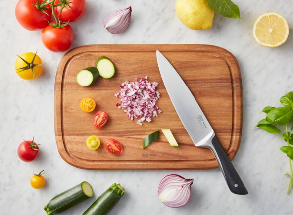 Tefal x Jamie Oliver knife and cutting board